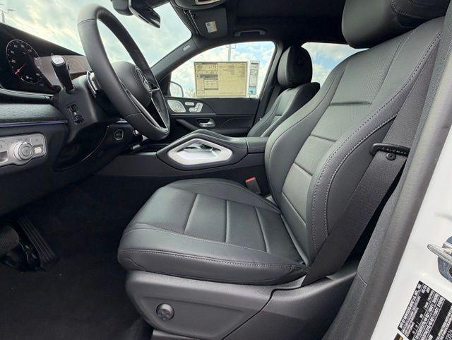 new 2026 Mercedes-Benz GLE 450 car, priced at $81,050