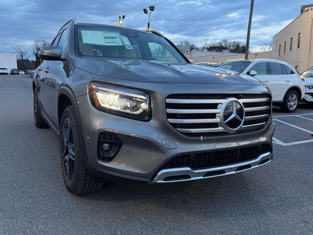 new 2026 Mercedes-Benz GLB 250 car, priced at $53,060