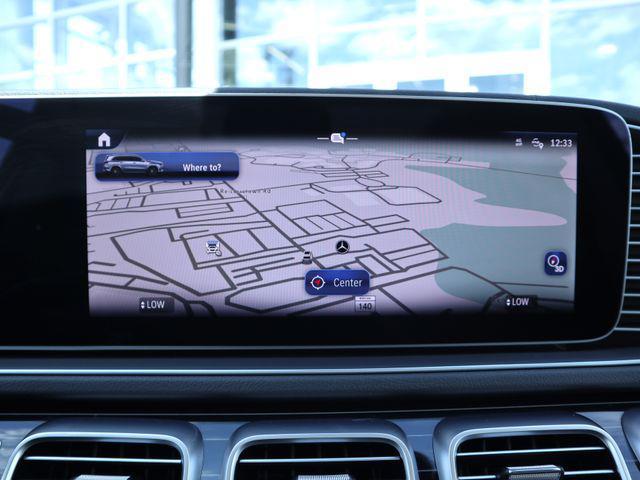 Mercedes-Benz GLS view 22