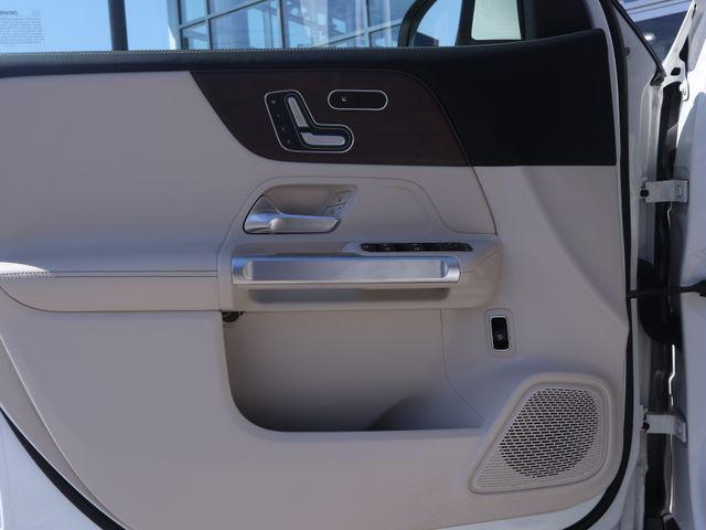 used 2023 Mercedes-Benz GLB 250 car, priced at $33,900