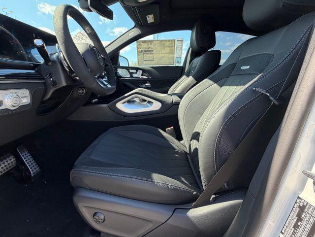 new 2026 Mercedes-Benz AMG GLE 53 car, priced at $105,195