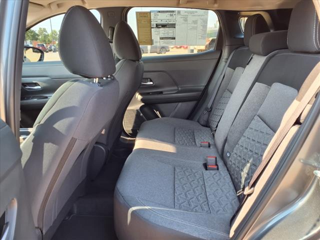 new 2025 Nissan Kicks car, priced at $29,095