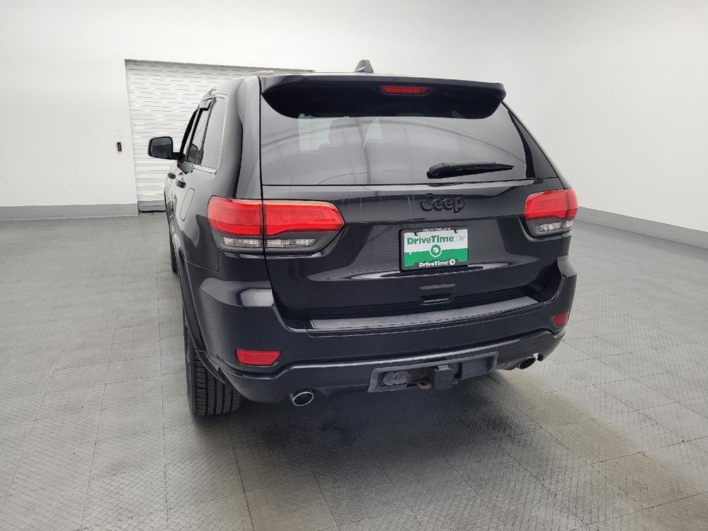 used 2015 Jeep Grand Cherokee car, priced at $17,495