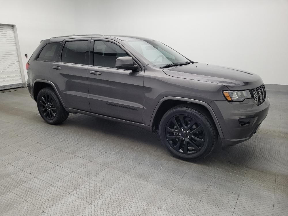 used 2018 Jeep Grand Cherokee car, priced at $19,195