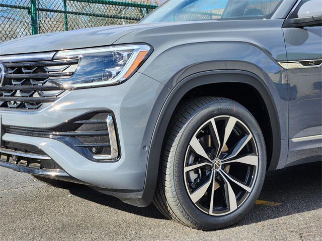 new 2026 Volkswagen Atlas car, priced at $52,977