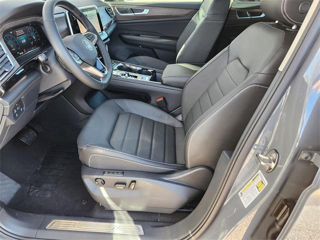 new 2026 Volkswagen Atlas car, priced at $48,465