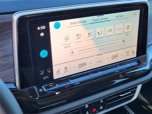 new 2026 Volkswagen Atlas car, priced at $52,515