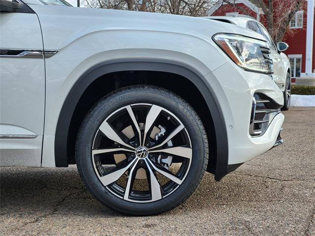 new 2026 Volkswagen Atlas car, priced at $53,041