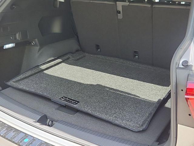 used 2024 Volkswagen Tiguan car, priced at $29,900