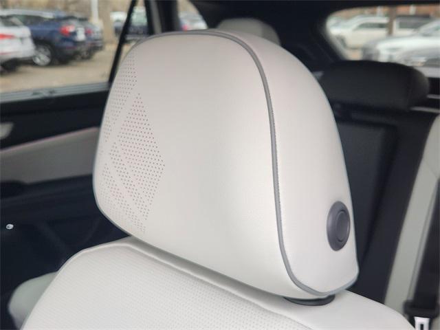 new 2026 Volkswagen Atlas Cross Sport car, priced at $52,205