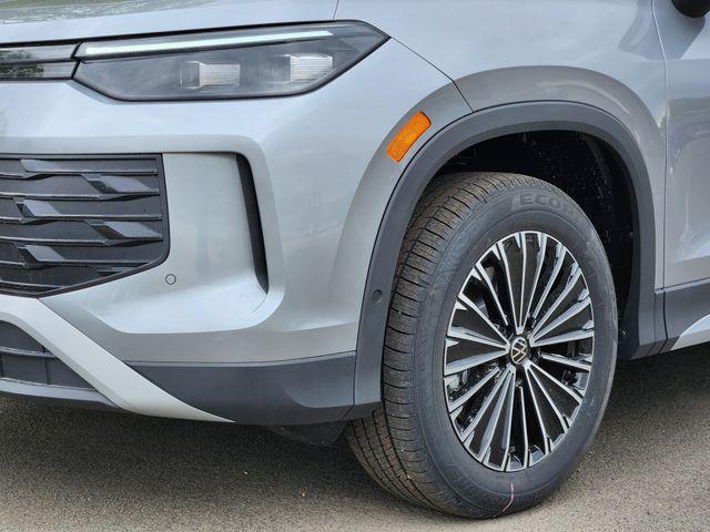 new 2026 Volkswagen Tiguan car, priced at $30,693