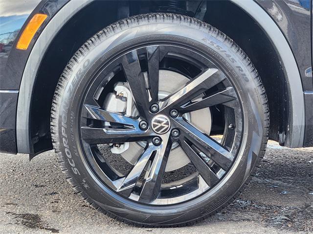 used 2024 Volkswagen Tiguan car, priced at $29,512