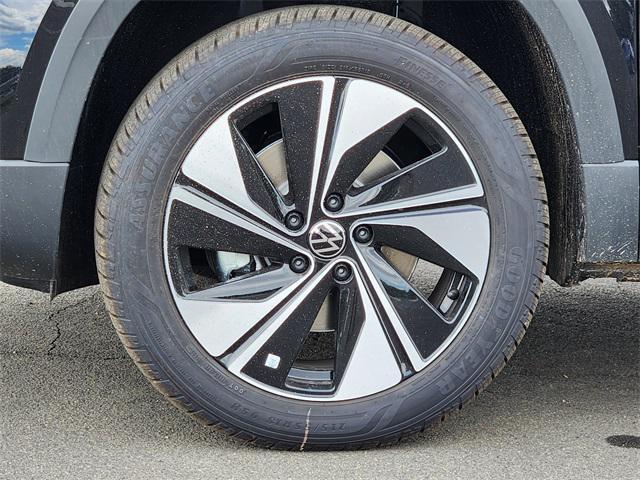 new 2025 Volkswagen Taos car, priced at $26,690