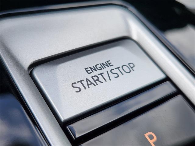 new 2026 Volkswagen Atlas car, priced at $52,689