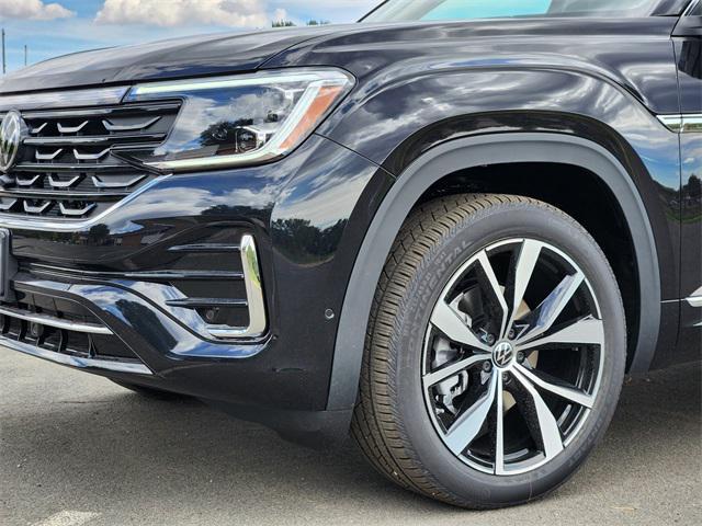 new 2026 Volkswagen Atlas car, priced at $52,689