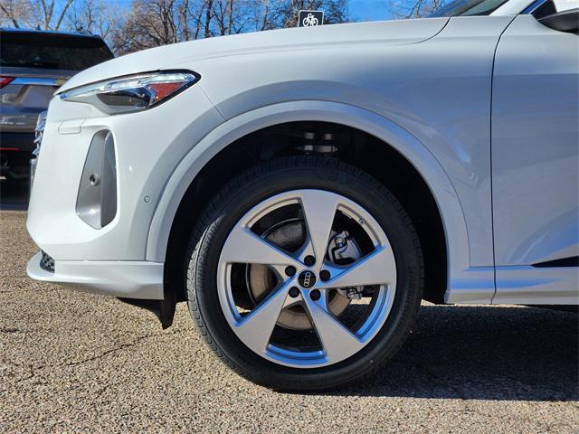 new 2025 Audi Q5 car, priced at $62,170
