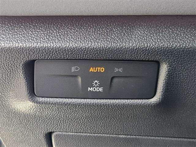 new 2026 Volkswagen Tiguan car, priced at $35,678