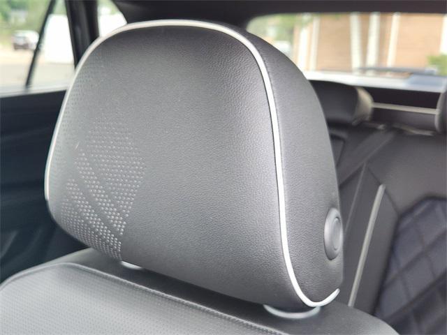 new 2026 Volkswagen Atlas Cross Sport car, priced at $52,010