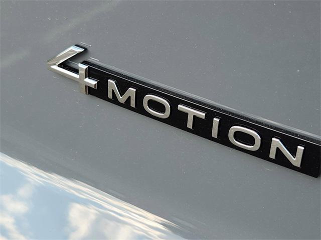 new 2026 Volkswagen Atlas Cross Sport car, priced at $52,010