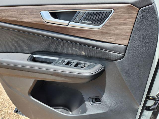 new 2026 Volkswagen Atlas car, priced at $53,505