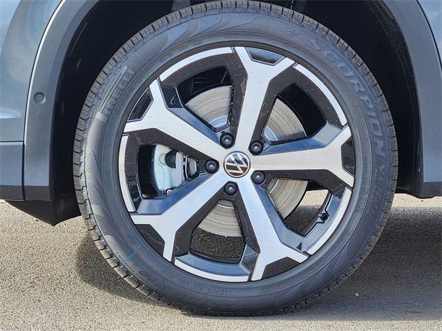 new 2026 Volkswagen Tiguan car, priced at $34,263