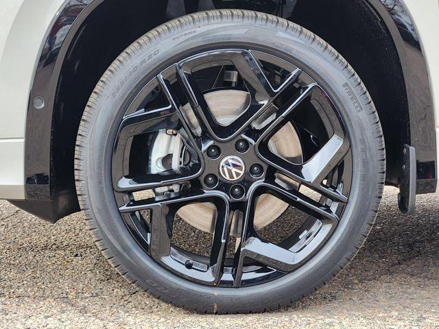 new 2026 Volkswagen Tiguan car, priced at $38,689