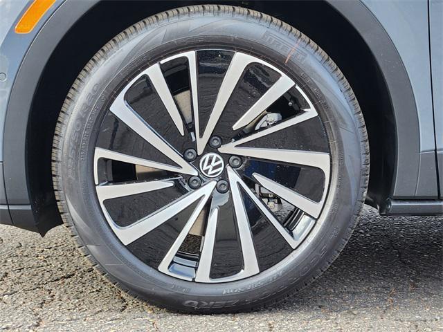 new 2026 Volkswagen ID.4 car, priced at $47,972