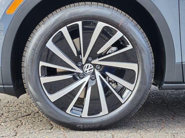 new 2026 Volkswagen ID.4 car, priced at $44,328