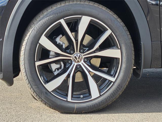 new 2026 Volkswagen Atlas car, priced at $51,922