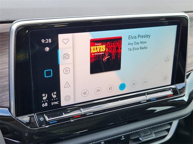 new 2026 Volkswagen Atlas car, priced at $51,922