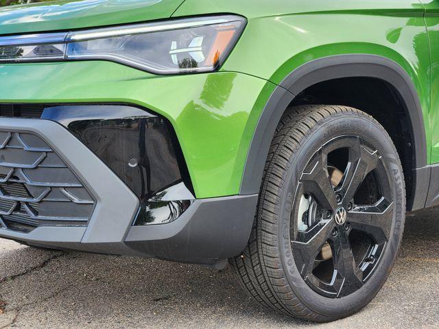new 2026 Volkswagen Taos car, priced at $33,322