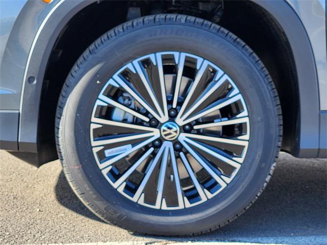 new 2026 Volkswagen Tiguan car, priced at $32,193