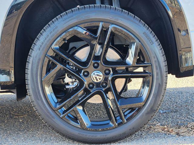 new 2026 Volkswagen Tiguan car, priced at $38,986