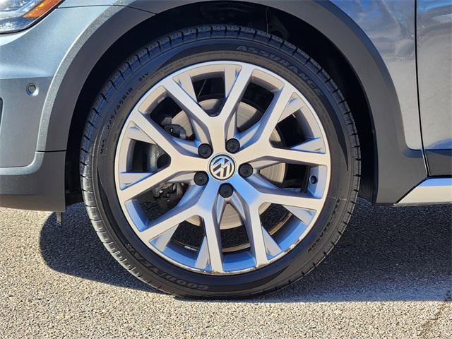 used 2019 Volkswagen Golf Alltrack car, priced at $21,618