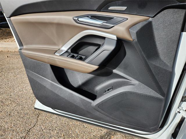 new 2025 Audi Q5 car, priced at $58,475