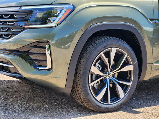 new 2026 Volkswagen Atlas Cross Sport car, priced at $50,546