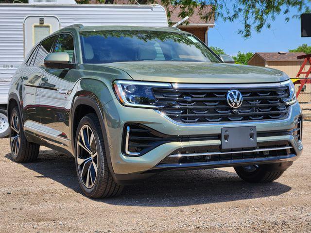 new 2026 Volkswagen Atlas Cross Sport car, priced at $50,546