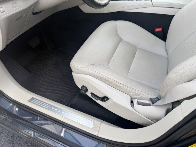 used 2022 Volvo XC90 car, priced at $29,985
