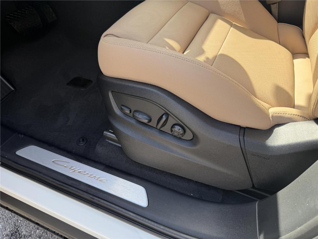new 2026 Porsche Cayenne car, priced at $102,245