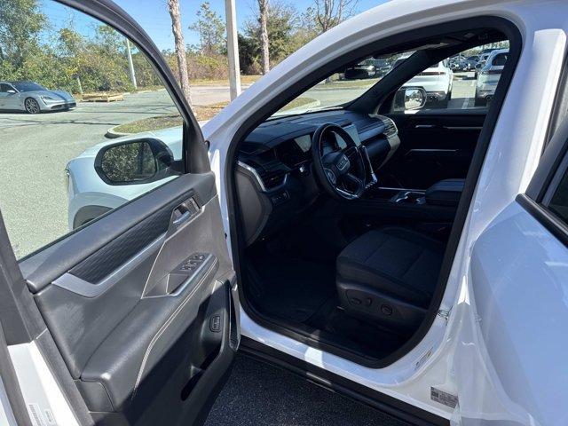 used 2025 GMC Acadia car, priced at $31,990