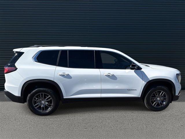 used 2025 GMC Acadia car, priced at $31,990