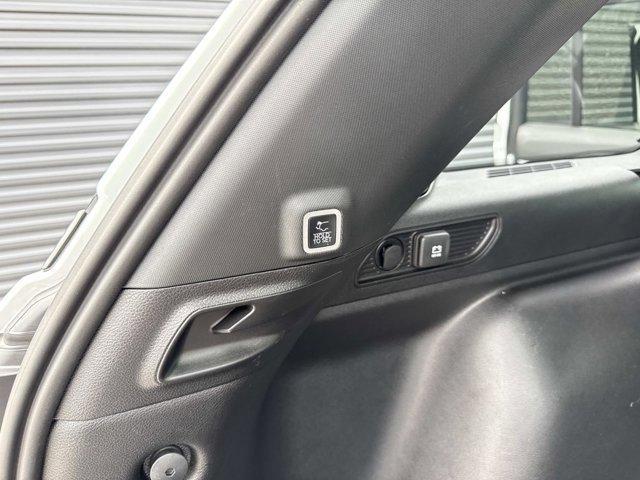 used 2025 Jeep Grand Cherokee car, priced at $39,990