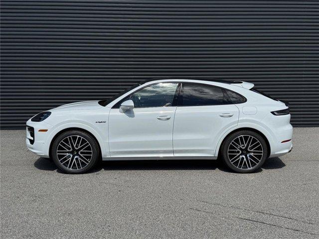 new 2025 Porsche Cayenne car, priced at $192,425