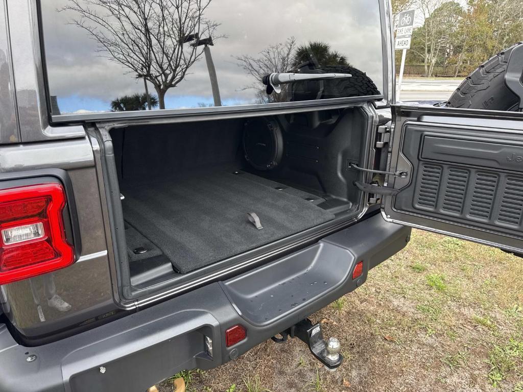 used 2022 Jeep Wrangler Unlimited car, priced at $62,990