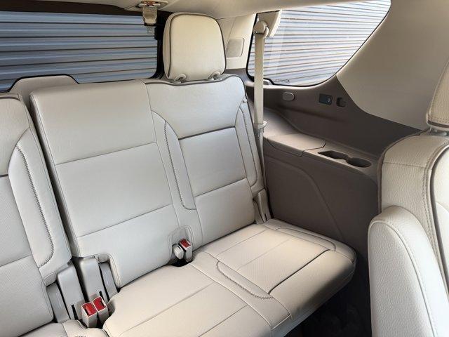 used 2024 GMC Yukon car, priced at $72,990