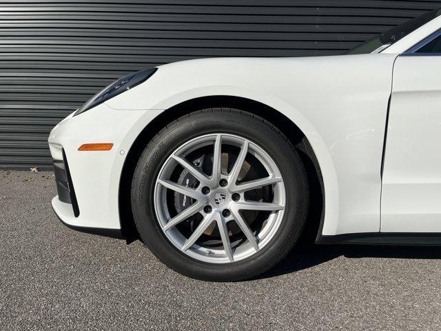 new 2026 Porsche Panamera car, priced at $121,490