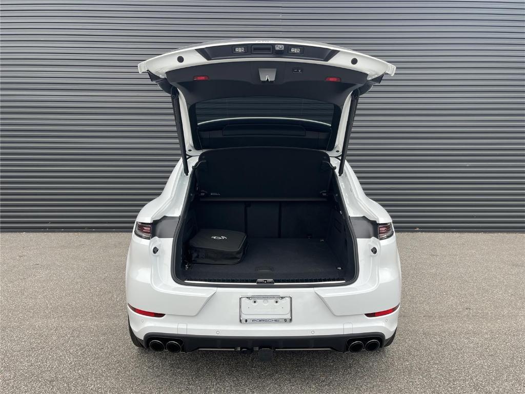 new 2026 Porsche Cayenne car, priced at $196,260