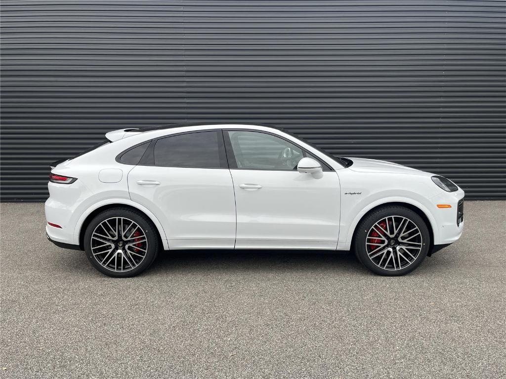 new 2026 Porsche Cayenne car, priced at $196,260