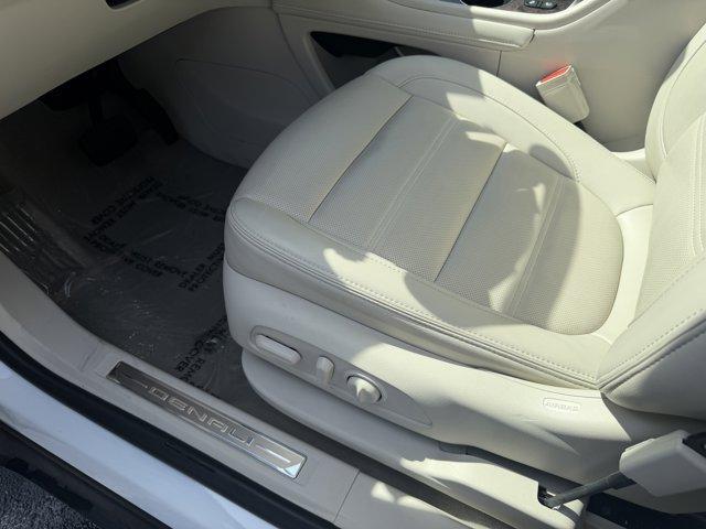 used 2023 GMC Acadia car, priced at $34,985