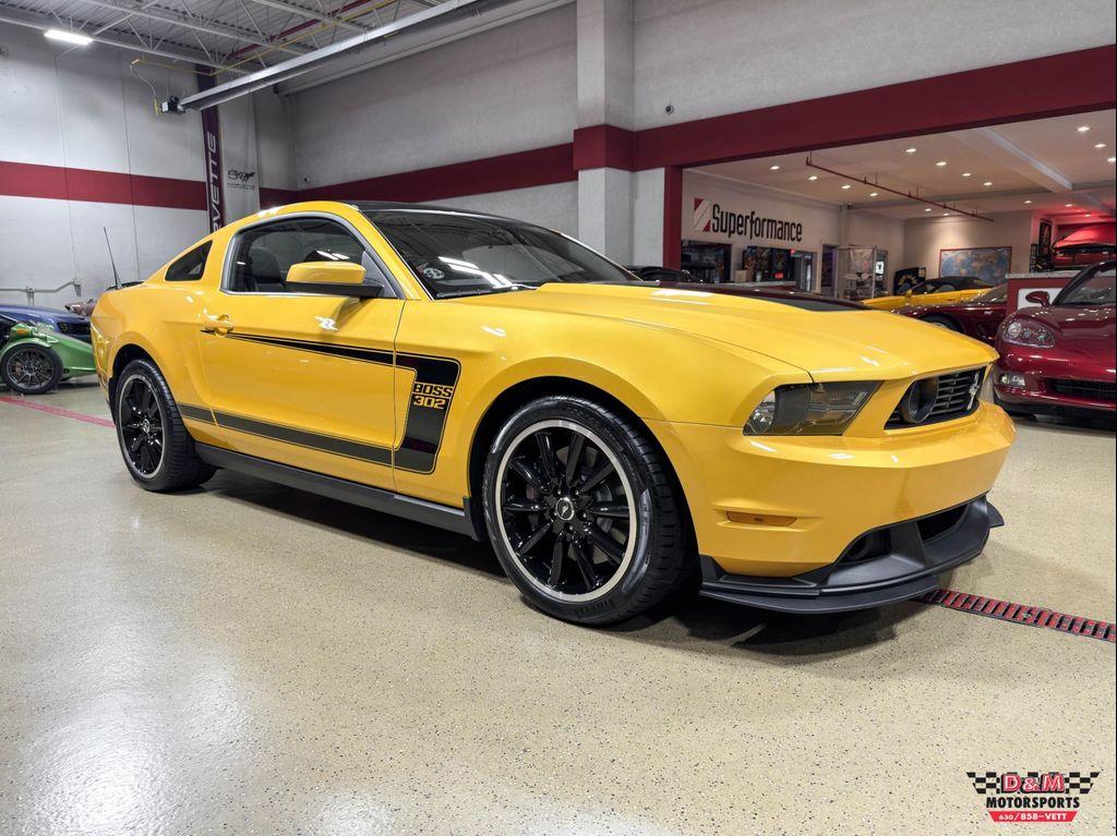 used 2012 Ford Mustang car